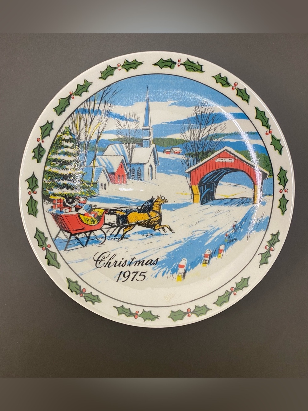Vintage Christmas 1975 Decorative Plate - Holiday Sleigh Scene